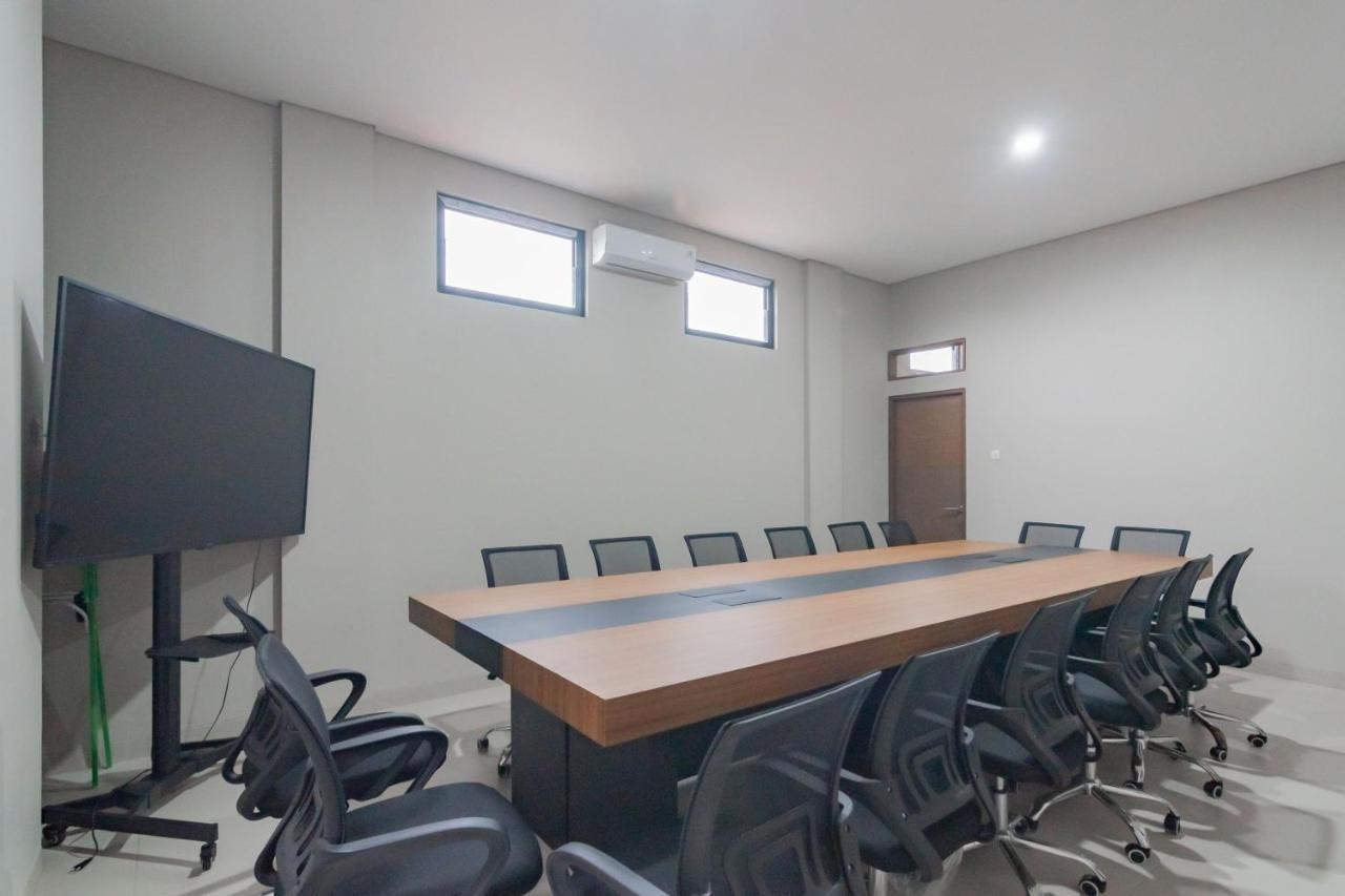 Urbanview Elephant Eleven Residence Bandung By Reddoorz Exterior foto